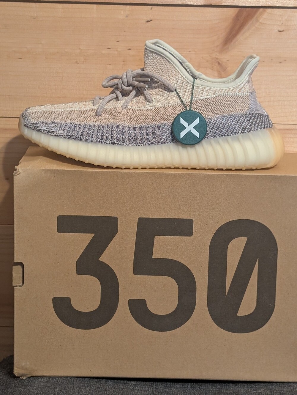Yeezy Boost 350 Ashpea Sneakers *Size 10 M * *Brand New In Box - Picture 2 of 4